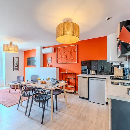T2 Dahlia Centre-ville - Parking & Clim * Roanne